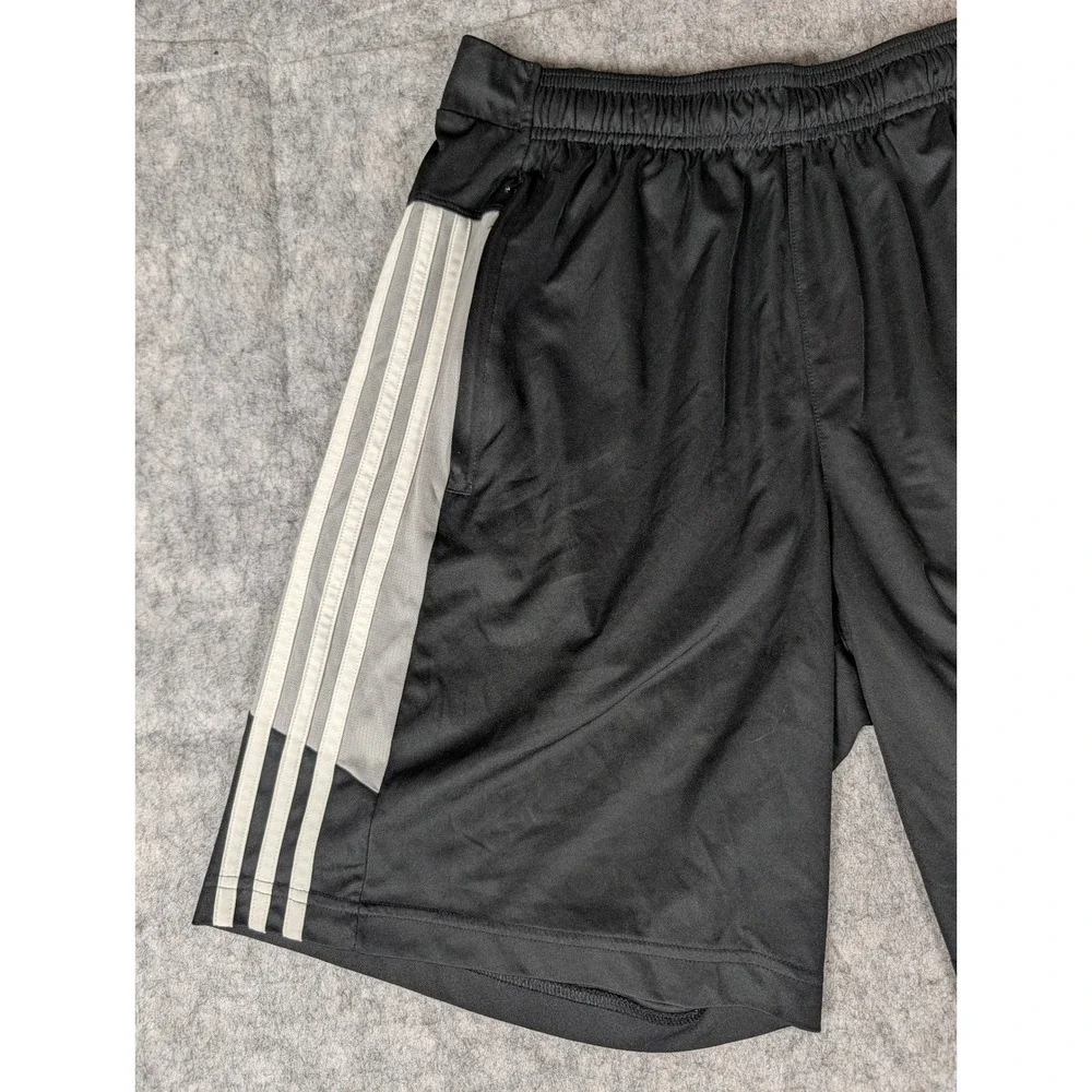 Adidas AEROREADY Mens Athletic‎ Shorts Black Grey Striped Pockets Gym Training